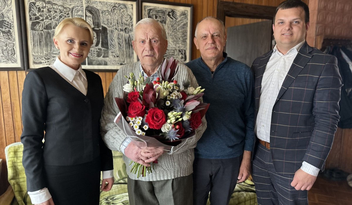 Alytaus rajono garbės piliečiui – 95  