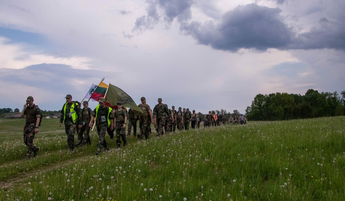 Kviečiame burtis į masinius žygius partizanams atminti