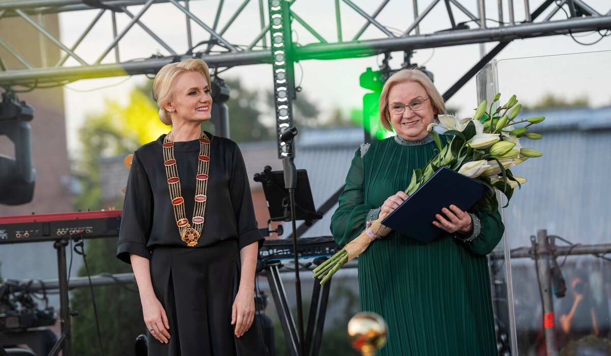 Valstybės dieną Alytaus rajono garbės pilietės vardas suteiktas prof. Irenai Milkevičiūtei