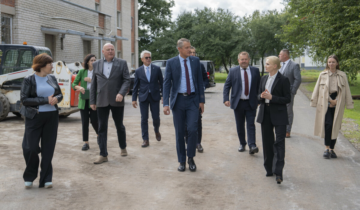 Alovėje ir Butrimonyse savivaldybės vadovai su ministru aptarė šilumos ūkio iššūkius ir...