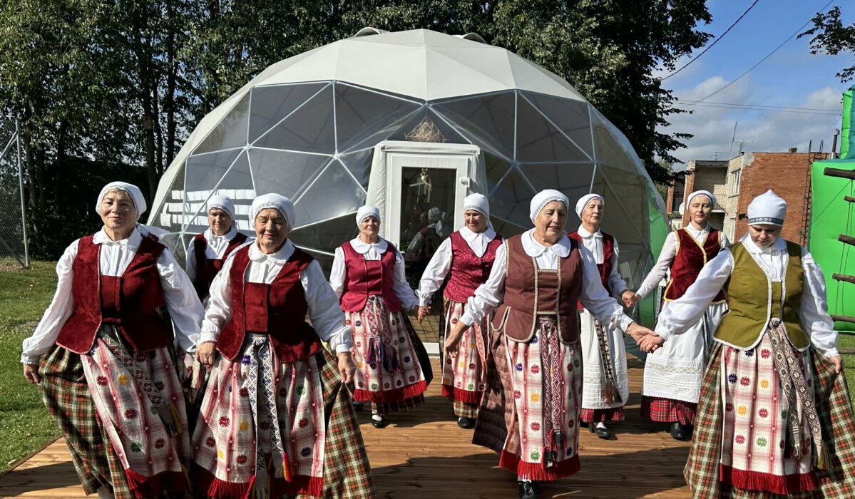Rudenėlio šventės metu Miklusėnuose atidaryta nauja erdvė renginiams ir kūrybai