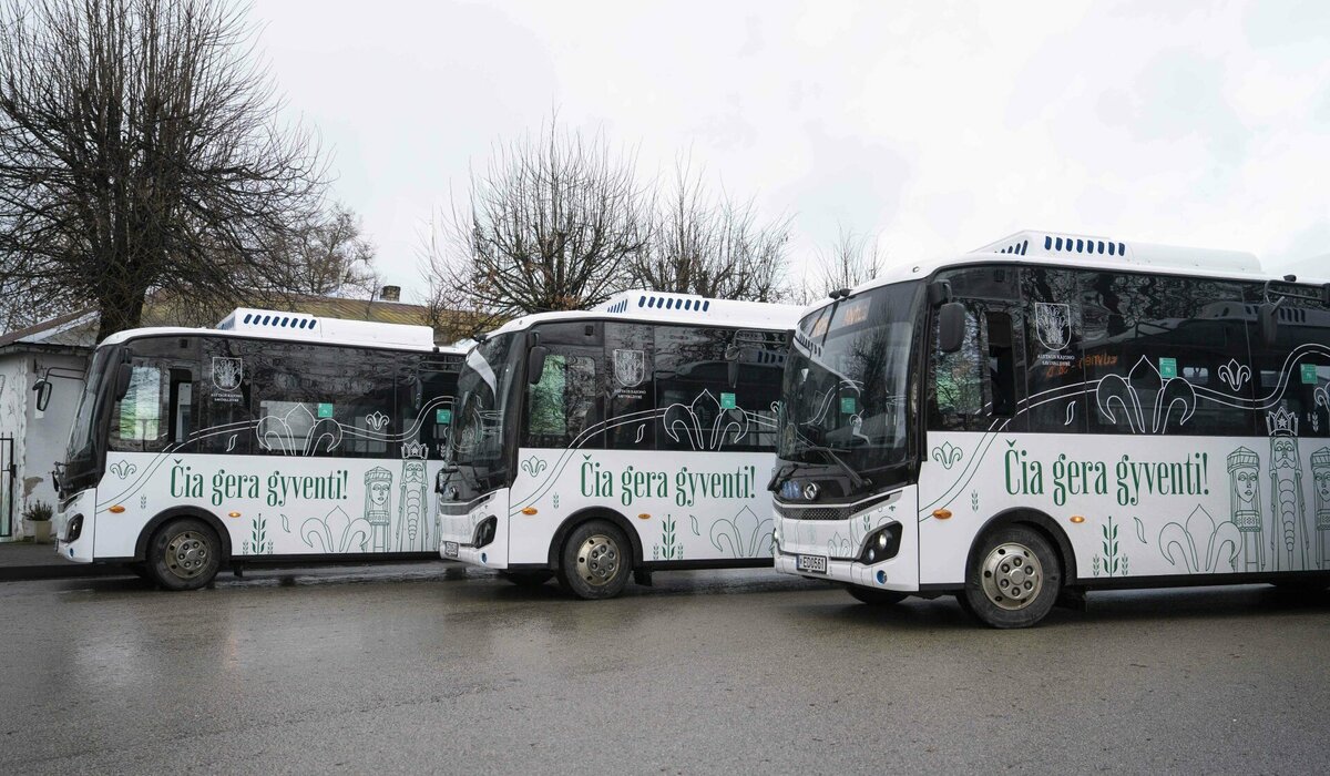 Nauji autobusai jau rieda Alytaus rajono gatvėmis