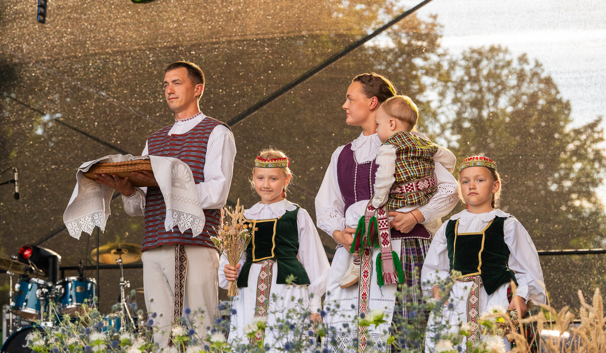 Punioje nuaidėjo jubiliejinė, 25-oji Oninių – Šviežios duonelės – šventė